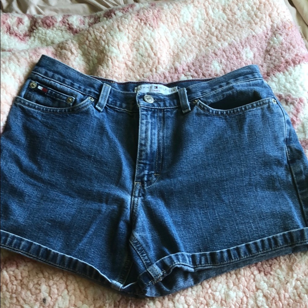 Vintage Tommy Hilfiger shorts